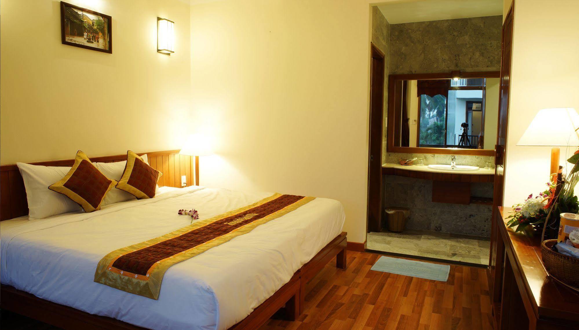 Riverside Oasis Villa Hoi An Eksteriør billede